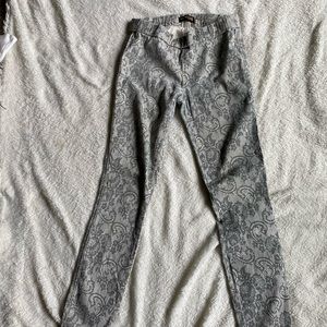 Express• Gray floral pants•size 4